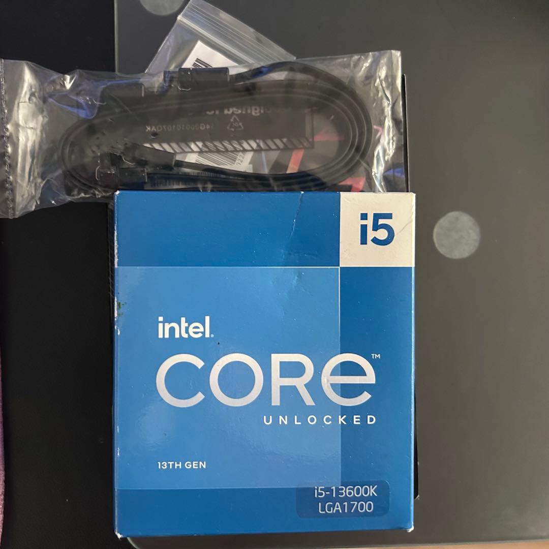 CPU Intel i5 13600K + ASRock Z790M PG/D4