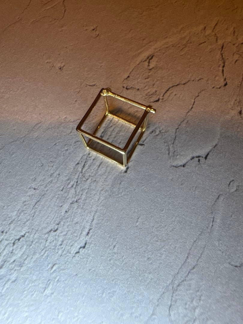 SHIHARA Square Pierce 10 ゴールドピアス