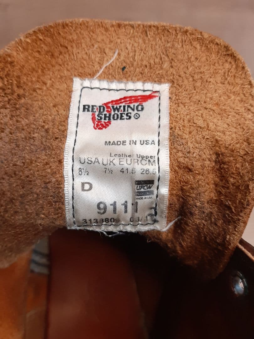 レッドウィング　９１１１　サイズ８.５Ｄ　２６.５センチ