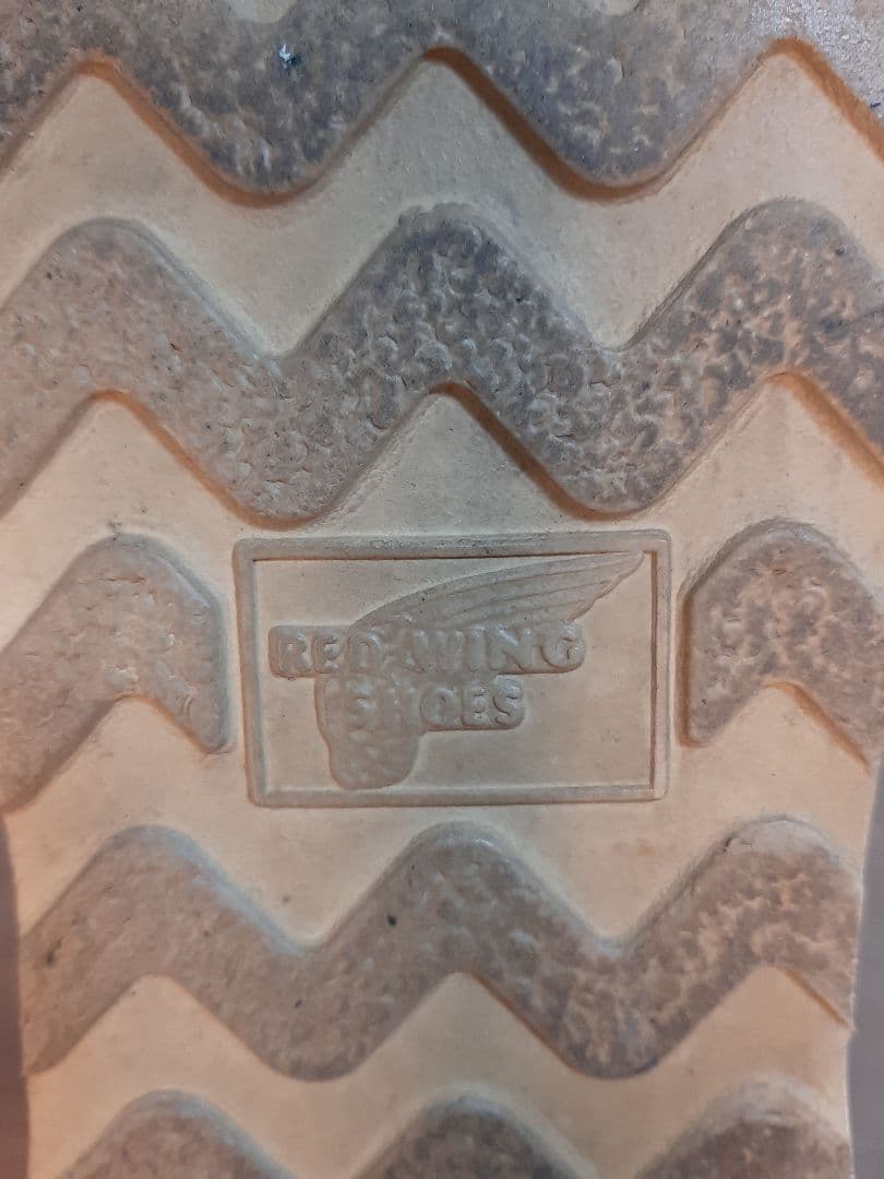 レッドウィング　９１１１　サイズ８.５Ｄ　２６.５センチ