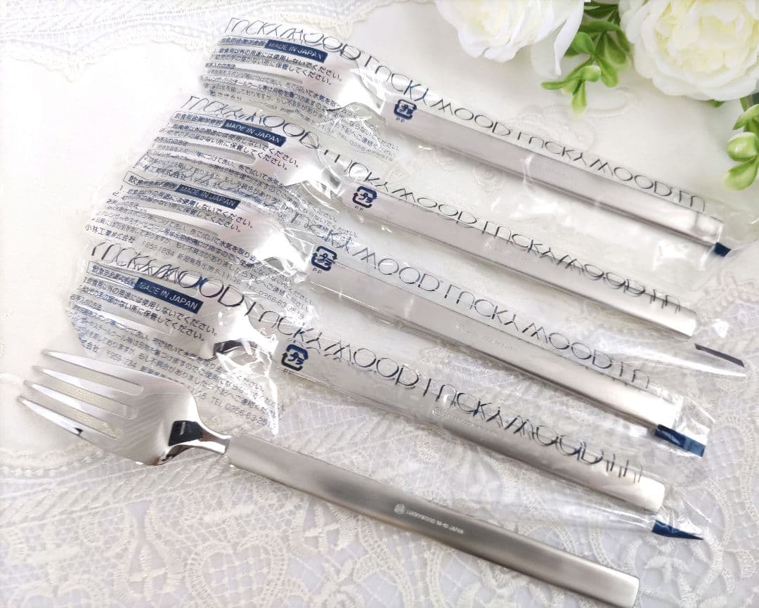 新品　ラッキーウッドカトラリーセット　ステンレス１８-１０　５種✕５名様　２５本