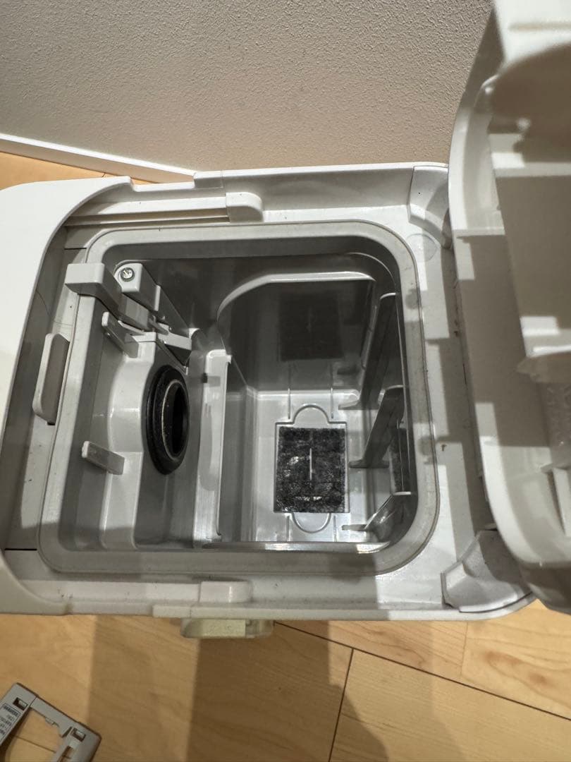 【美品】Panasonic セパレート型コードレススティック掃除機