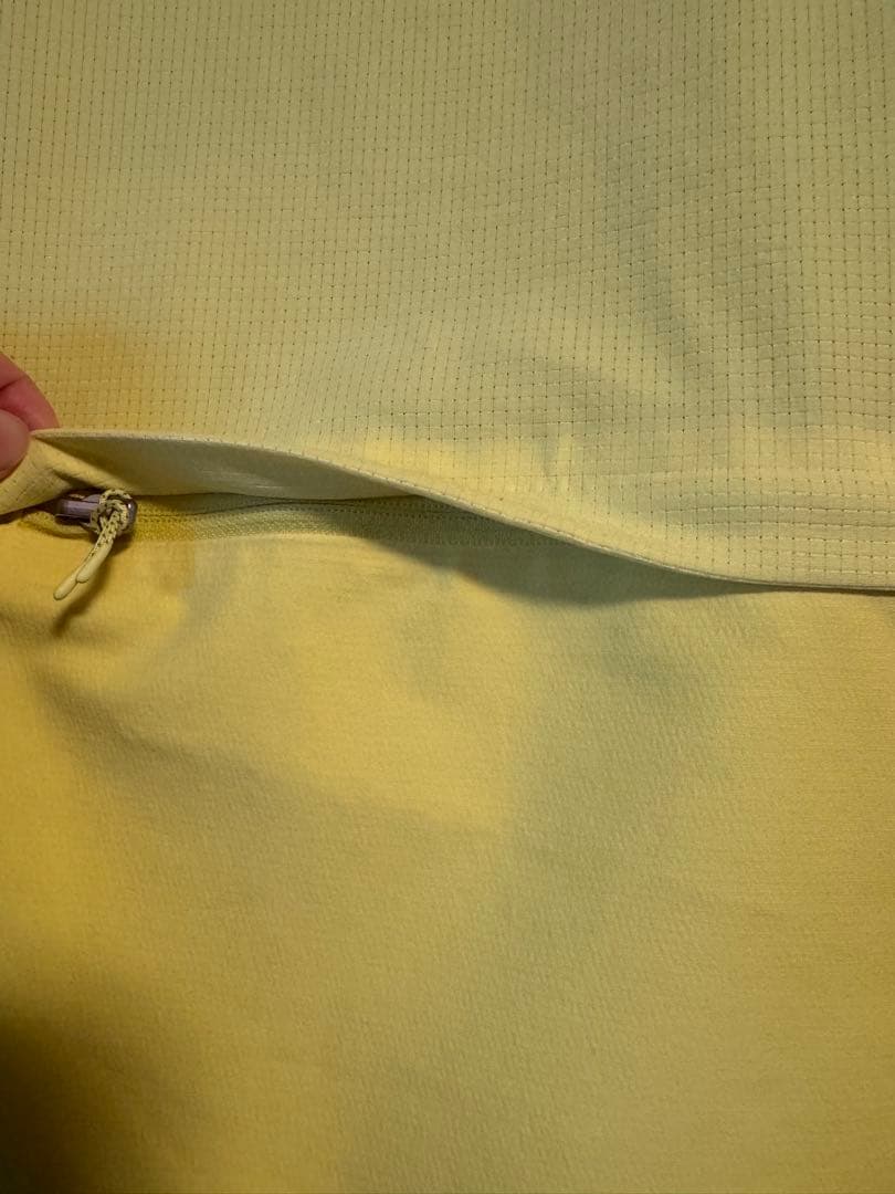 ウォーキング・ランニングウェア lululemon warp light jaket xs