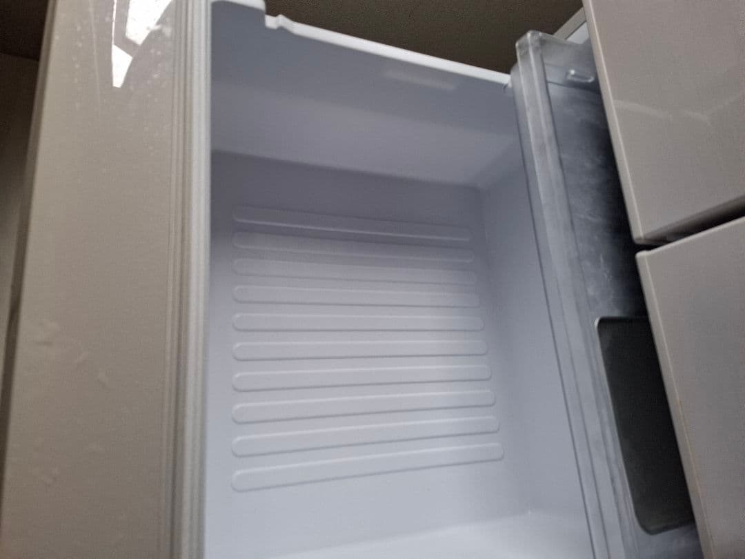 【5/5まで】SHARP 冷蔵庫 SJ-PW41C ホワイト　設置まで