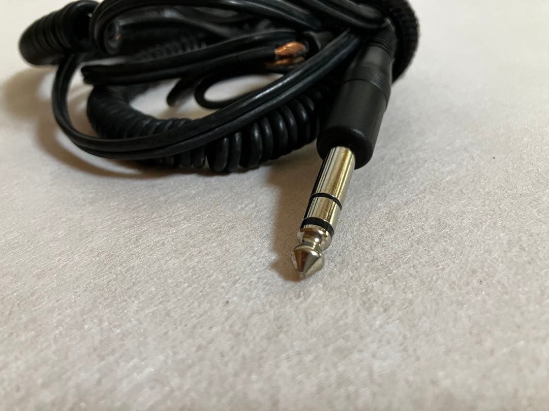 AKG ( アーカーゲー ) HSD271 ヘッドセット および専用ケーブル