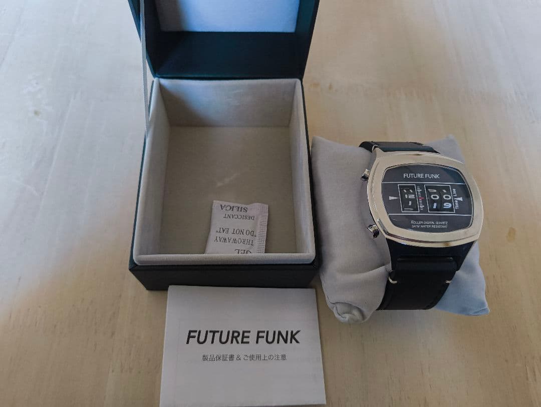 FUTUREFUNK FF106 腕時計 革ベルト シルバー×ネイビー