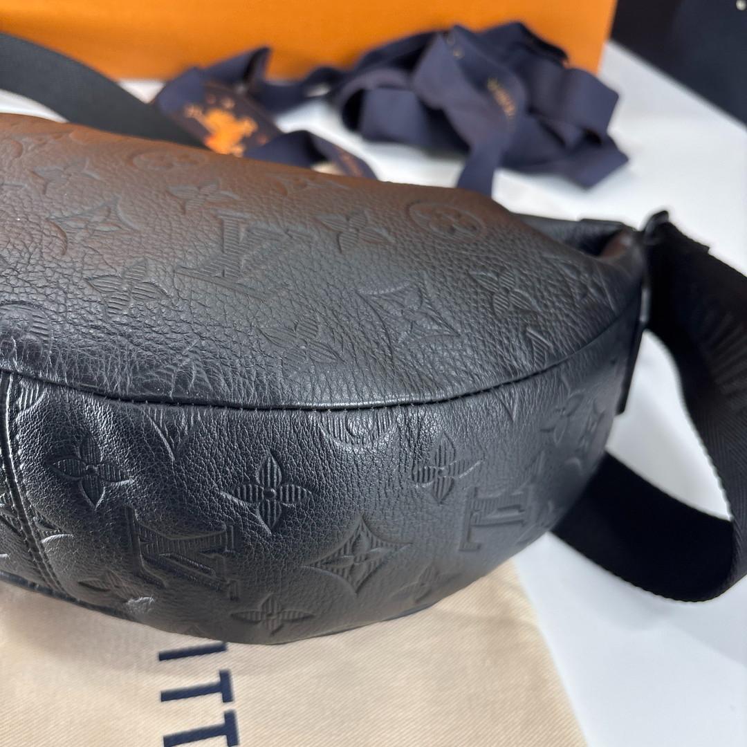 未使用 ルイヴィトン ハンモックバッグPM モノグラムシャドウ ショルダーバッグ
