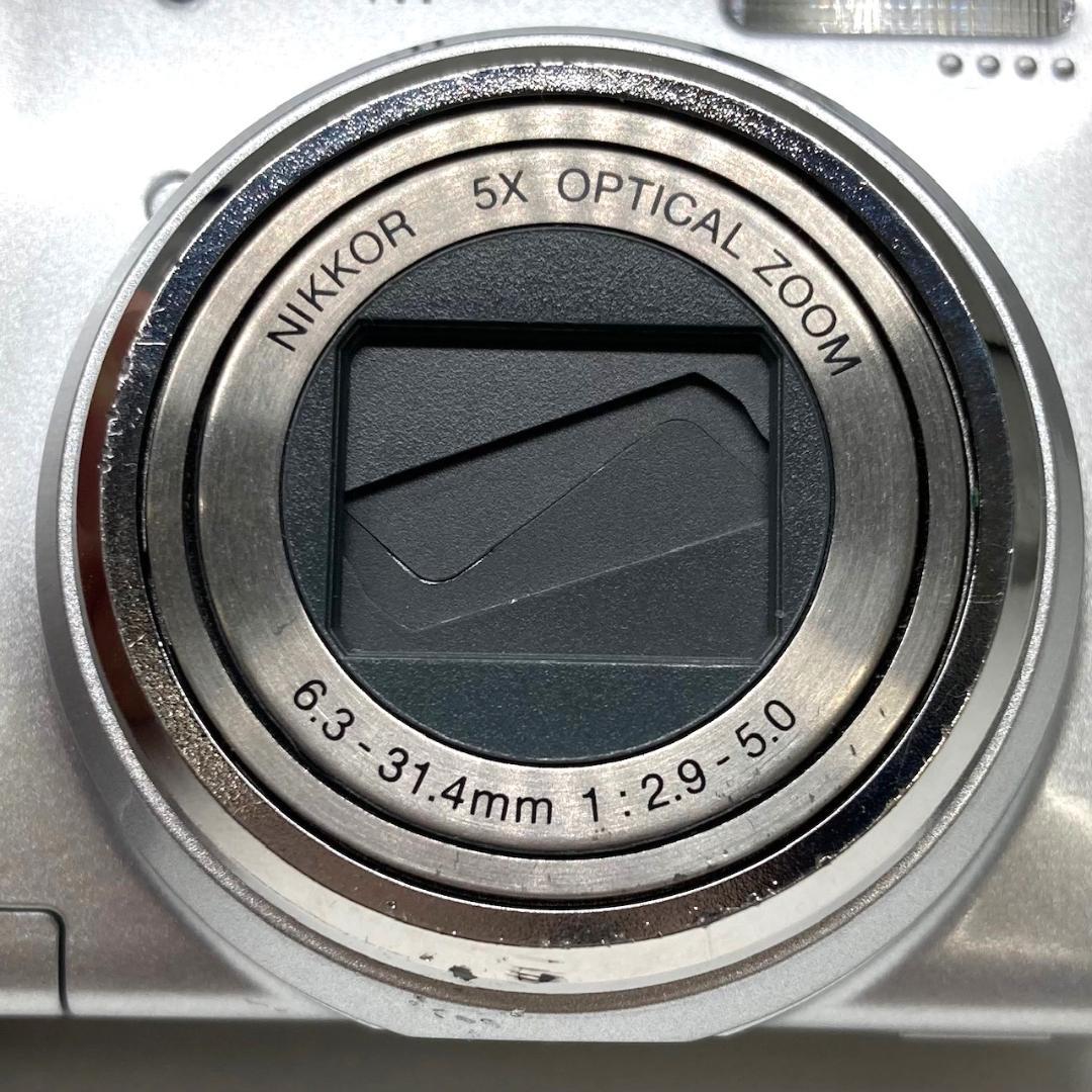 Nikon ニコン　Coolpix L5　コンパクトデジタルカメラ