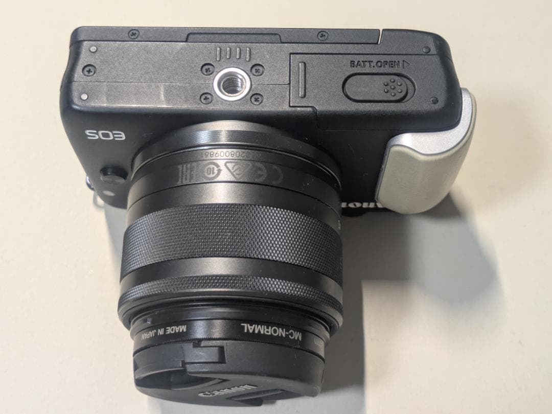 Canon EOS M10 ミラーレスカメラ