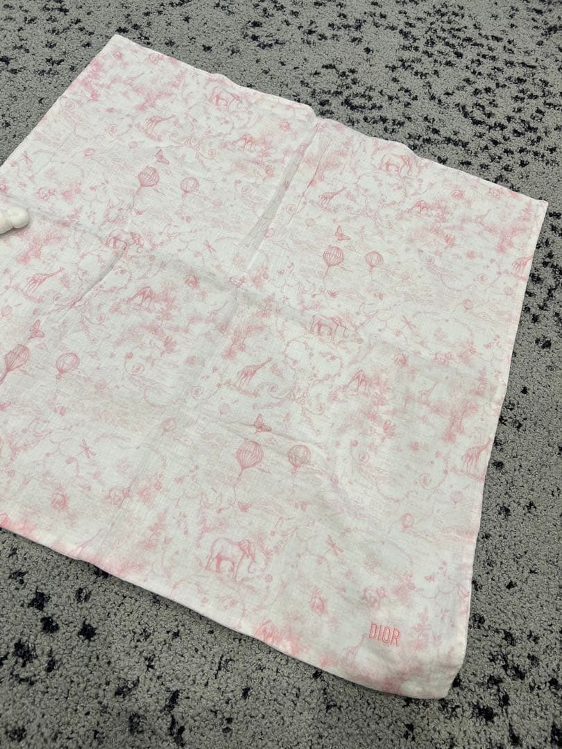 babyDior 花柄 ピンクハンカチ ぬいぐるみ付き