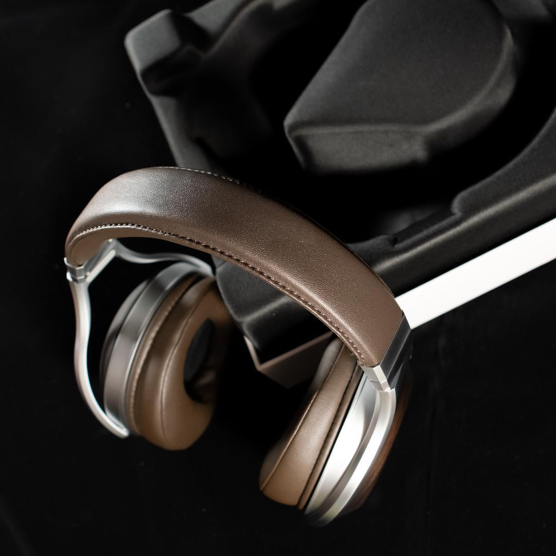 は*読様 DENON AH-D5200 ヘッドホン 密閉型 木製ハウジング 美品