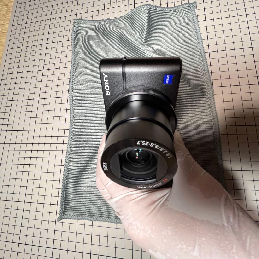 説明書変色のため値引き（超美品）64G sdカード付SONY RX100 III