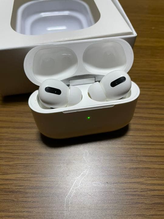 ヘッドホン APPLE MWP22J/A