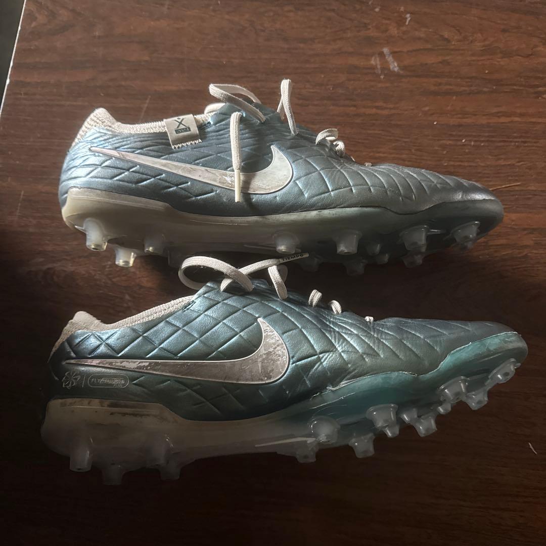 NIKE ティエンポAG