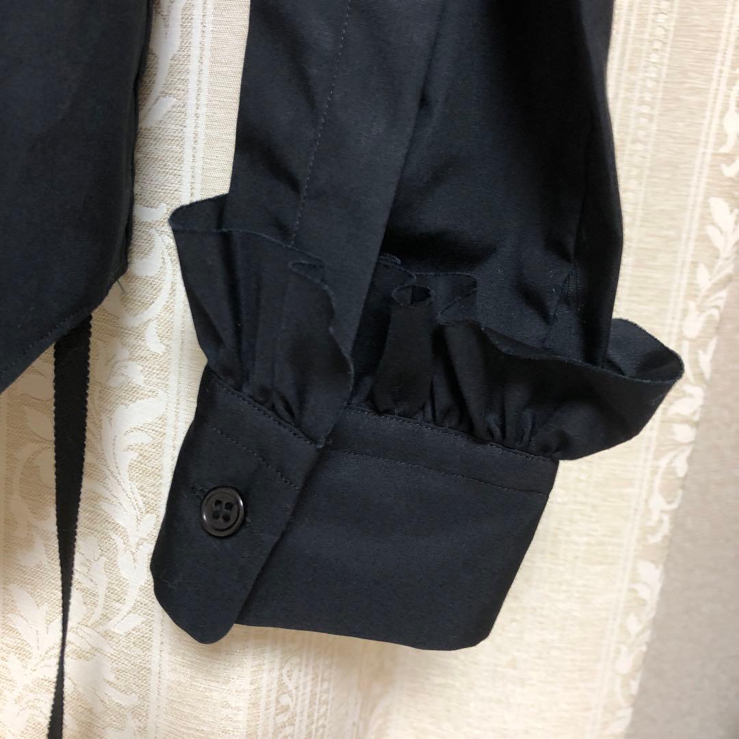 【noir kei ninomiya】 フリル付きチャイナボタン_ブラウス _黒