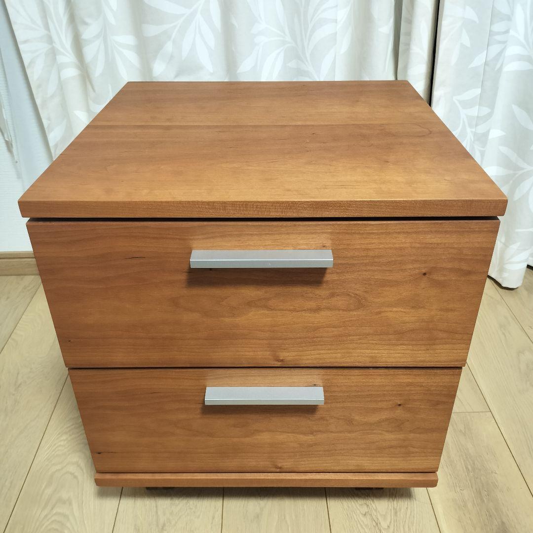 ACTUS　ベッドサイドチェスト　ブラックチェリー