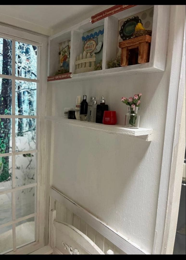 最終価格★木製　ドールハウス　シャンデリアがあるお部屋　背景ボード