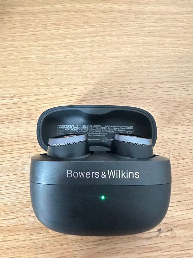 u*a様 Bowers & Wilkins Pi8 ワイヤレスイヤホン(美品)