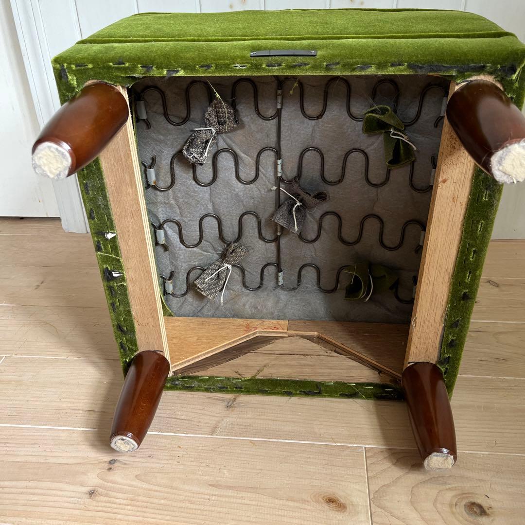 カリモク60 オットマン　モケットグリーン