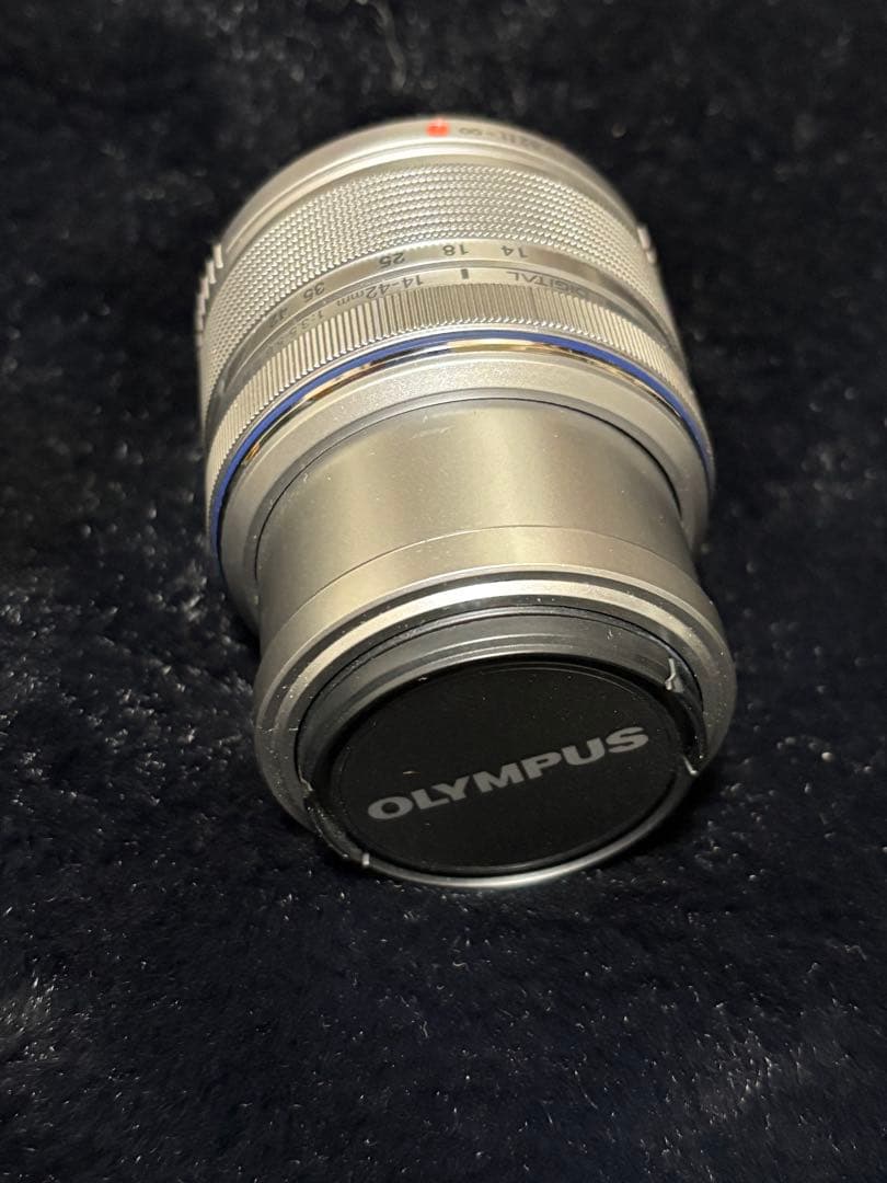 OLYMPUS PEN E-P1 two lens kit ホワイト動作品　美品