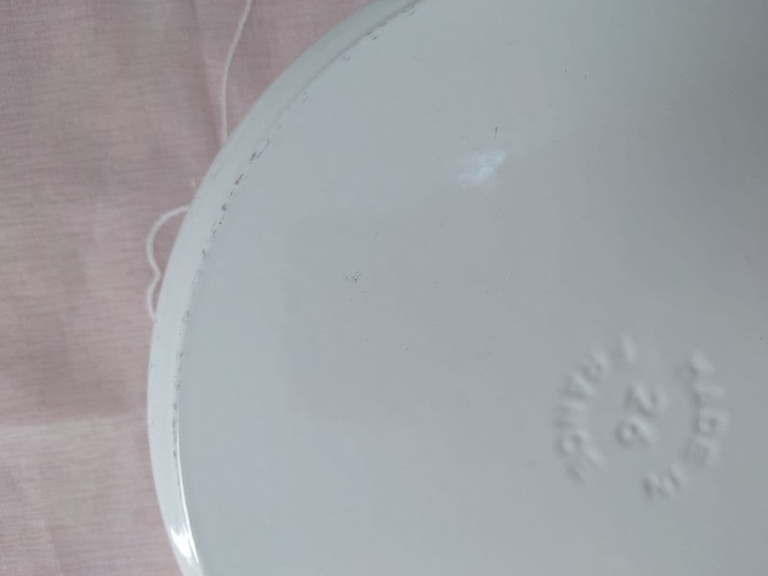 staub ストウブ　ココットラウンド 26 浅型　ホーロー鍋　両手鍋