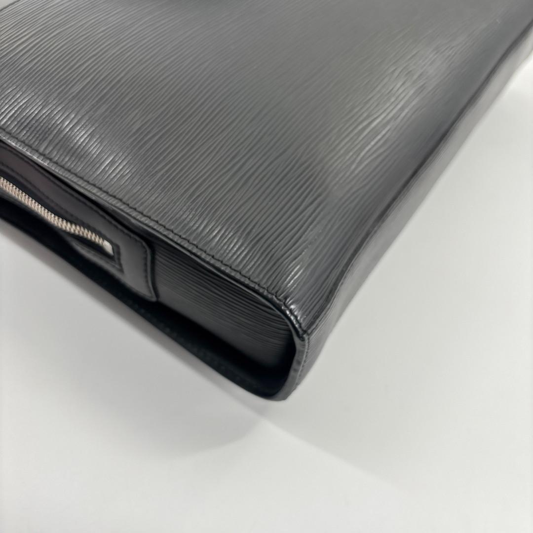 新品同様 ルイヴィトン エピ バサーノMM ブラック ビジネスバッグ メンズ