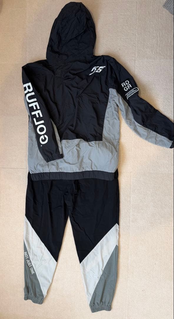 ⭐︎極美品⭐︎ RUFLOG ラフロッグ　セットアップ　L