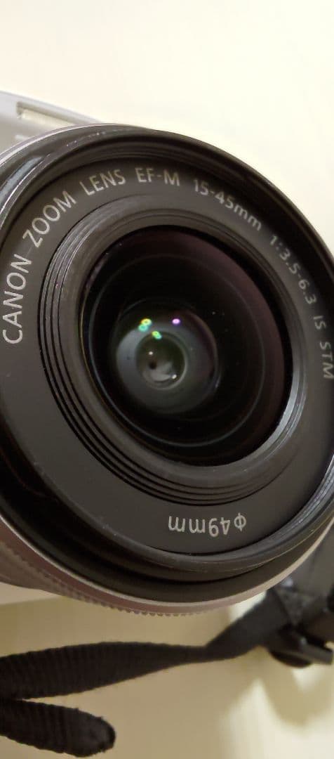 Canon EOS Kiss M ホワイト　SDHCカード32GB