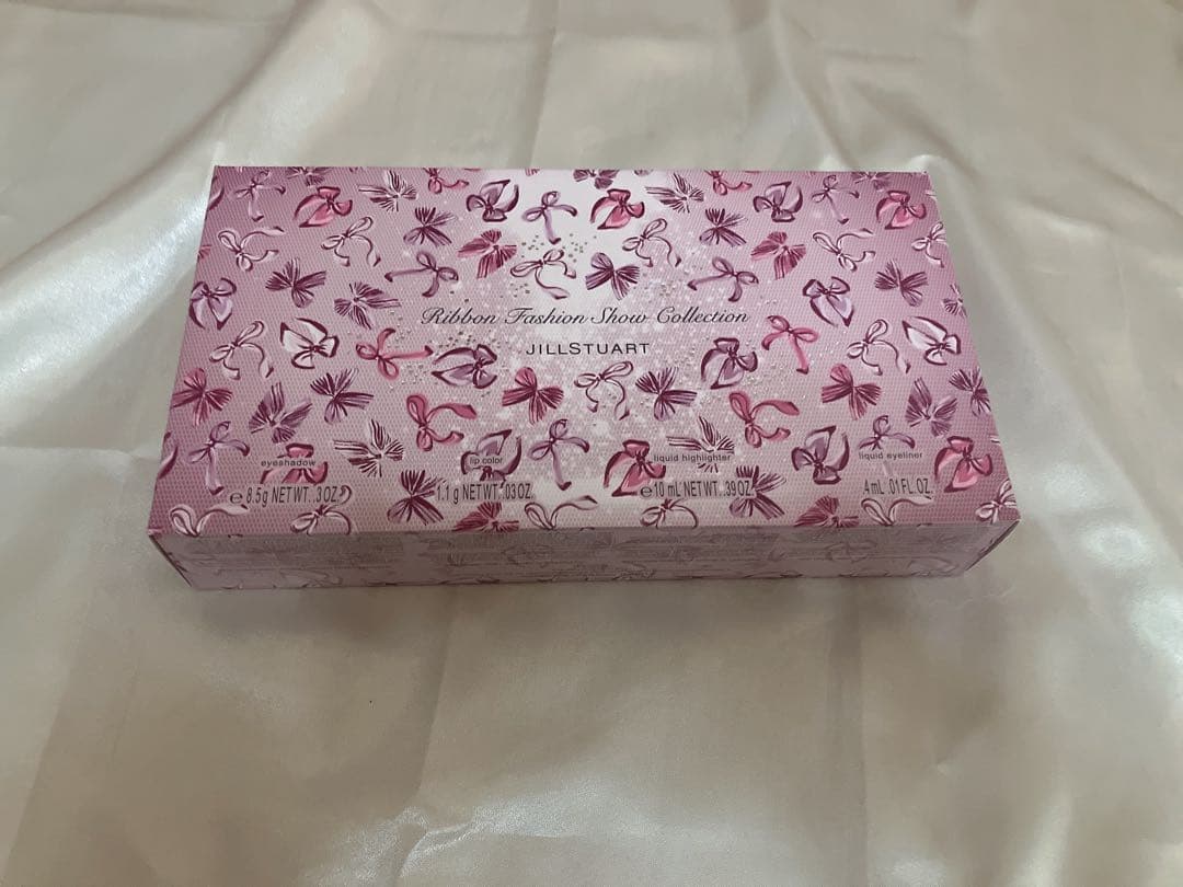 ジルスチュアート　JILLSTUART クリスマス　コフレ　2025 限定