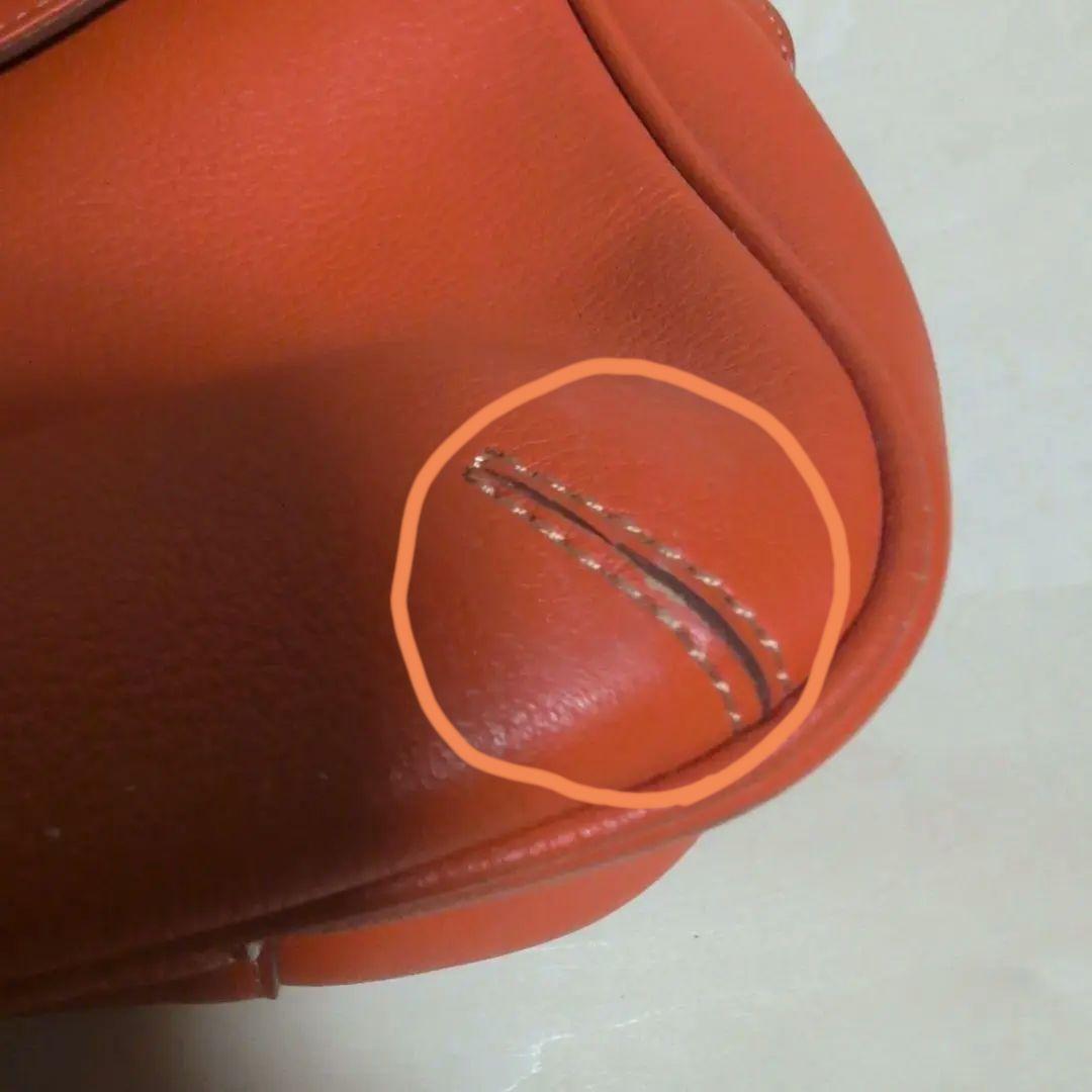 土屋鞄　牛革ショルダーバッグ 「フォンダ」シリーズ