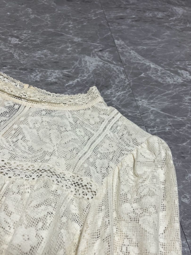 極美品ハグオーワー×ヌキテパアンティークレース調ブラウス