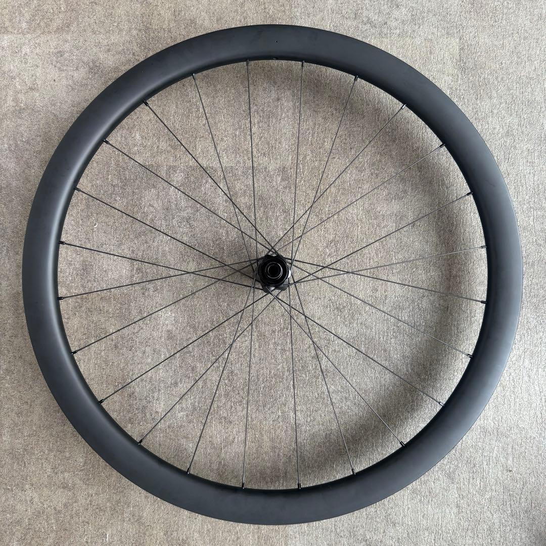 美品 カーボン ホイール ディスク グラベル 700C