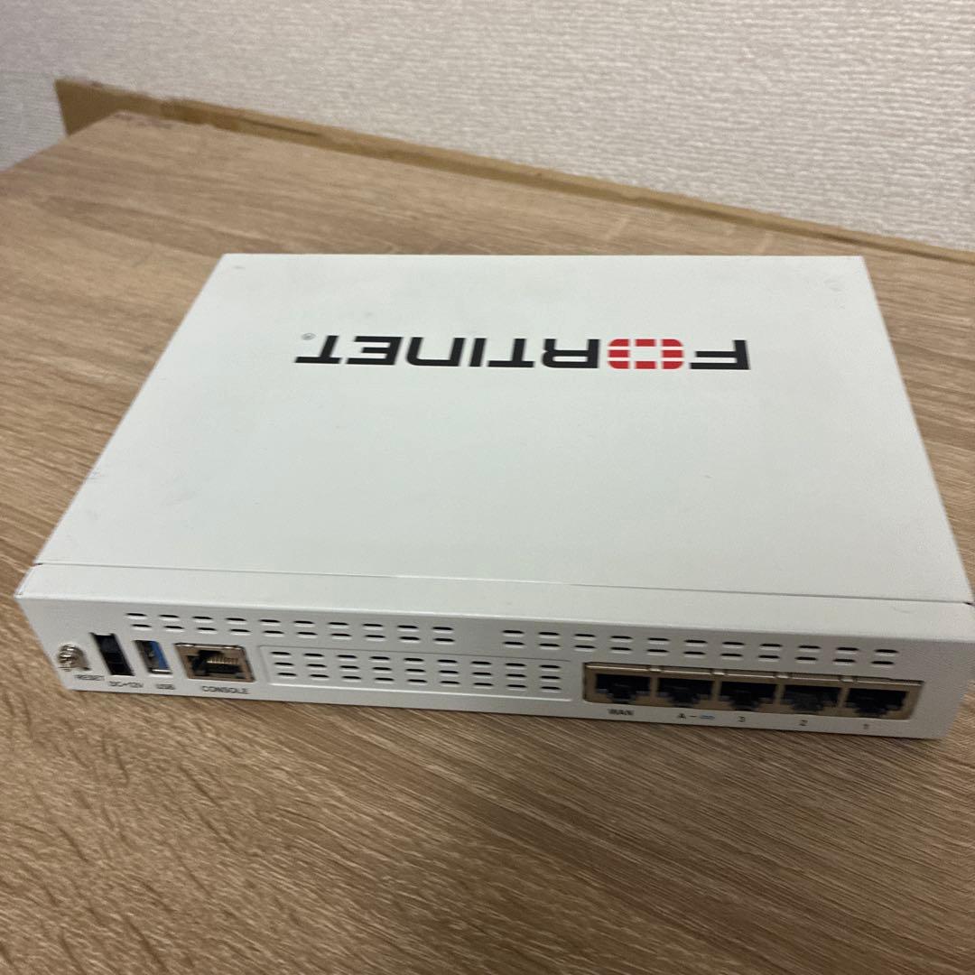 Fortinet FortiGate 40F ライセンス有