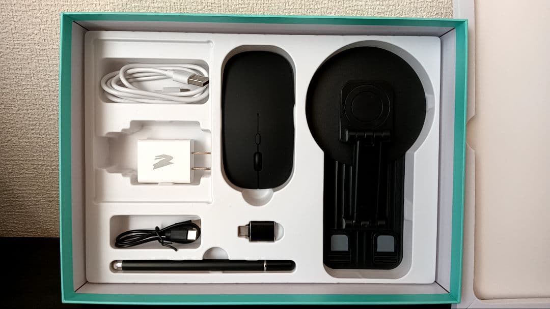 SVITOO P10 IPS Screen Androidタブレット フルセット