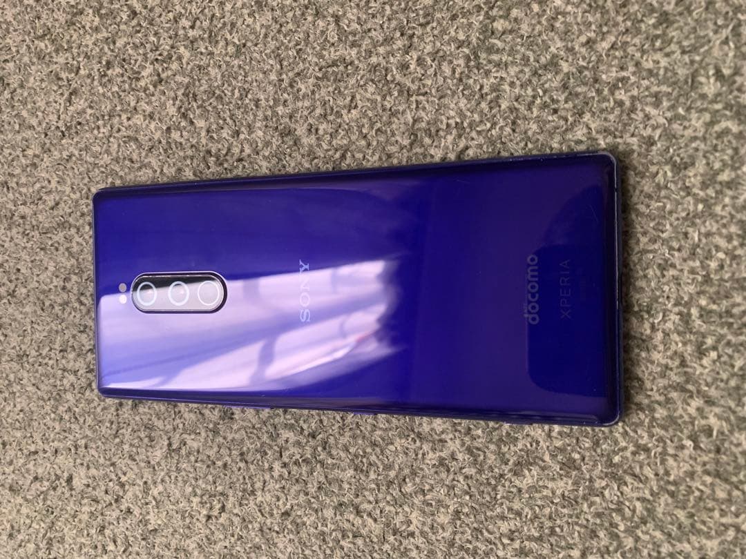 Sony Xperia 1 docomo 紫