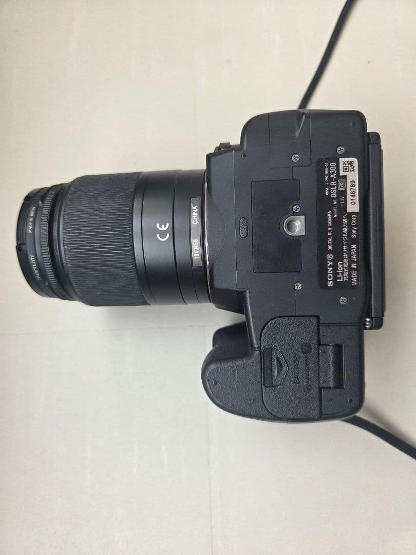 ​SONY α300 豪華Wレンズセットカスタムストラップ付