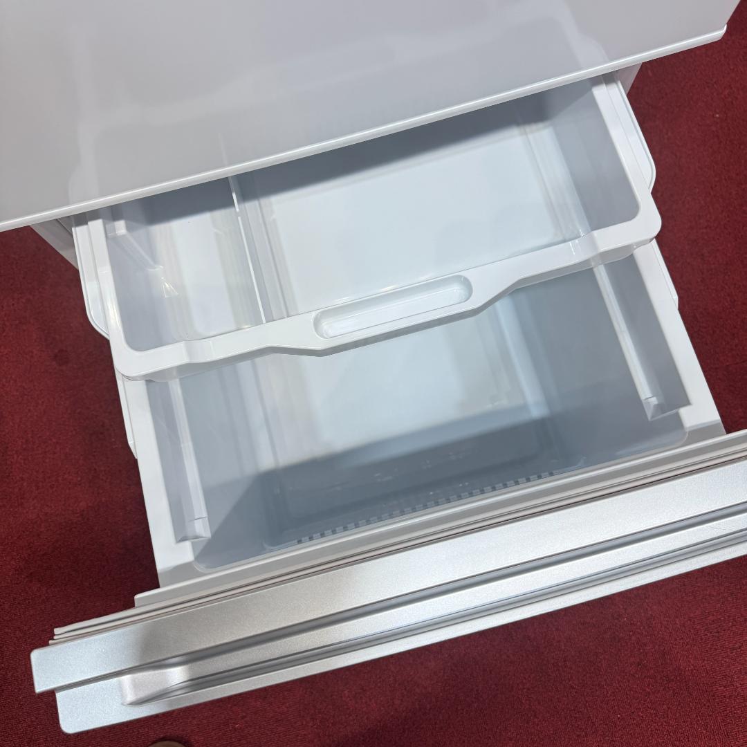 東京23区送料無料　超美品ハイセンス3ドア冷蔵庫 　282L　2020年製