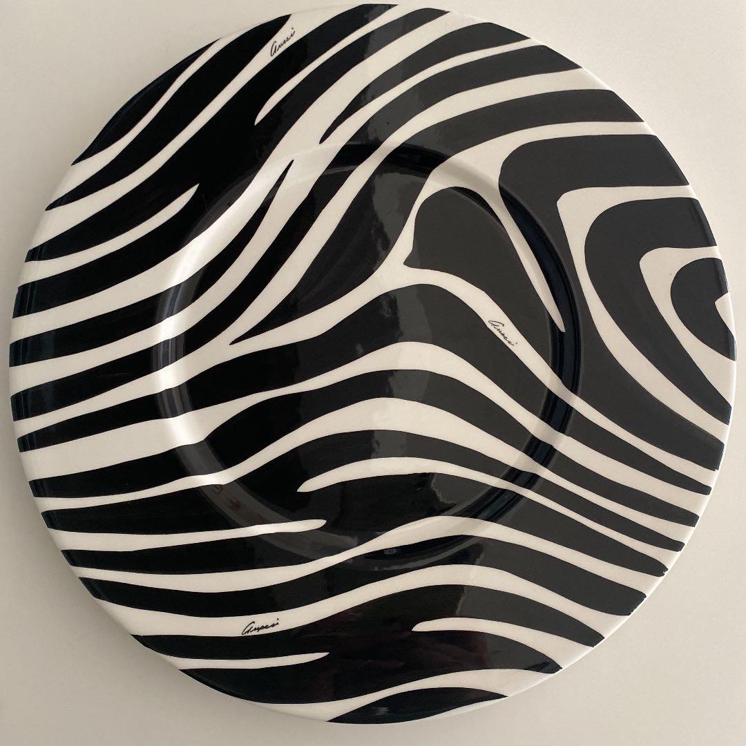 【希少レア柄】新品未使用　グッチ　ゼブラ　大皿　食器　プレート　2枚セット