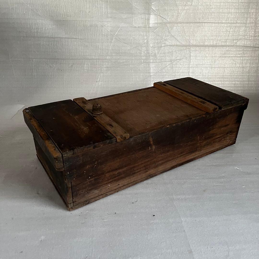 アンティーク　見た目が可愛い　木製　保管箱　木箱　収納ボックス