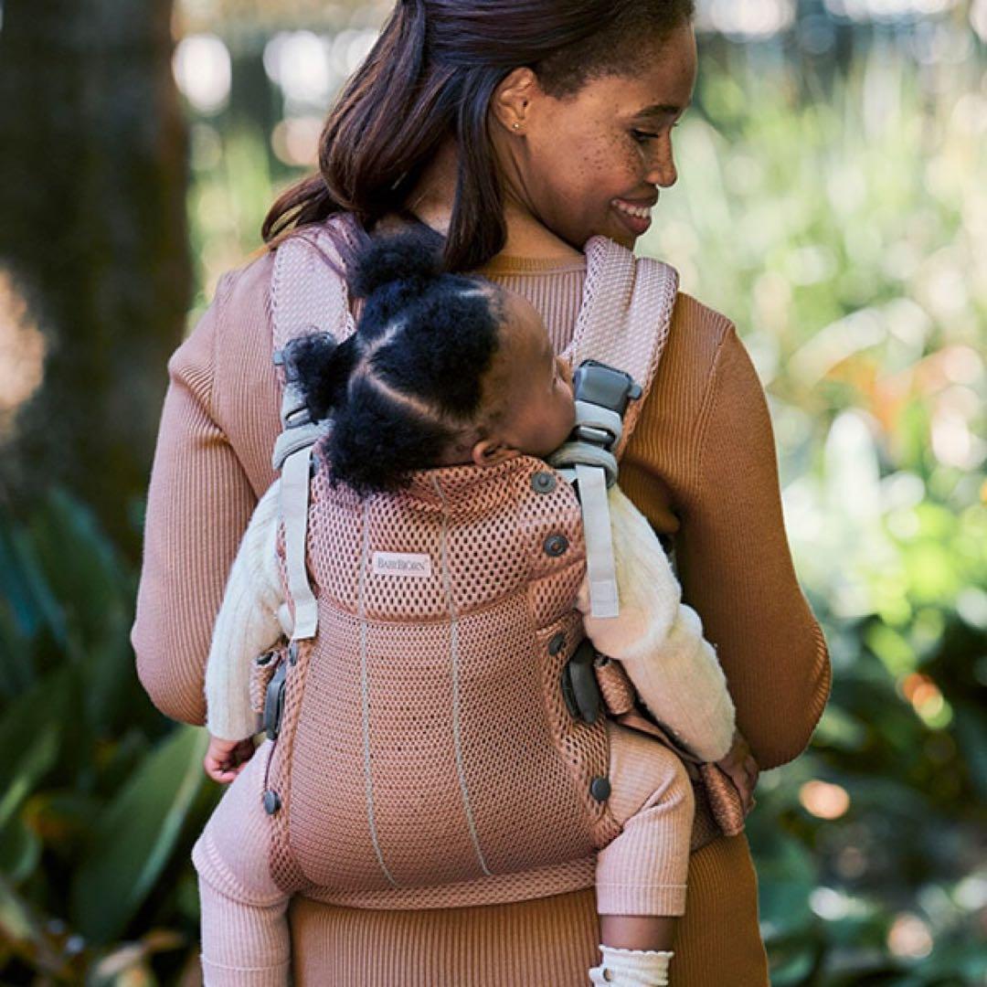 美品 BabyBjorn ベビービョルン ベビーキャリア ハーモニー ピンク