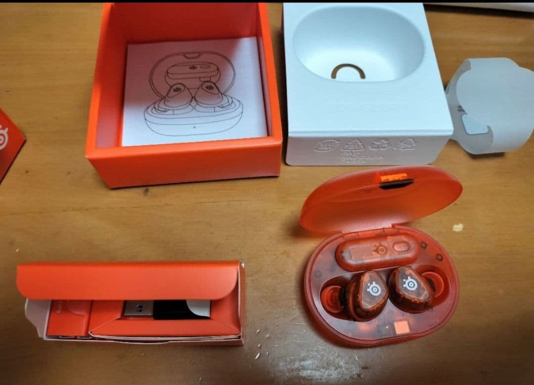 SteelSeries Arctis Gamebuds 限定版　glorange