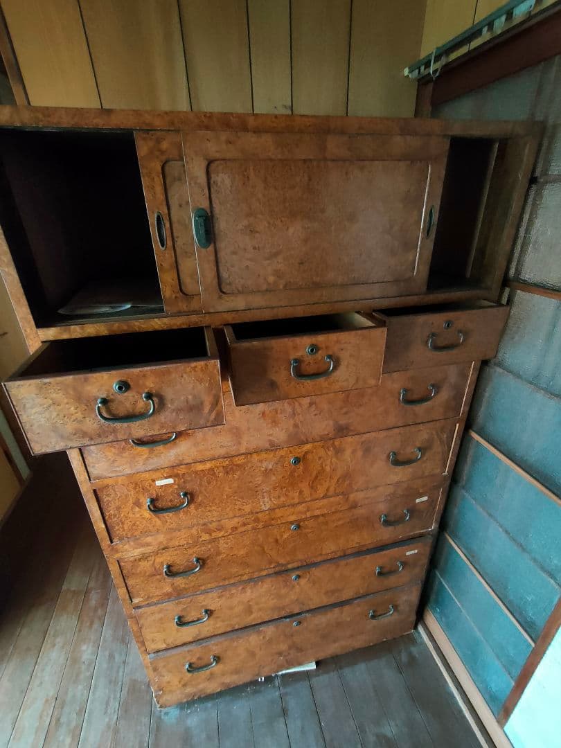 レトロな箪笥　横94cm 高さ163cm 奥行43cm