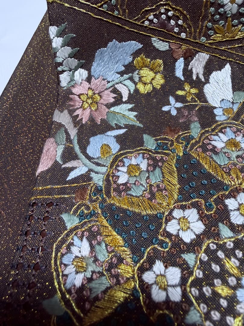 高級 袋帯 正絹 六通柄 汕頭刺繍 蘇州刺繍 相良刺繍 金通し ブラウン