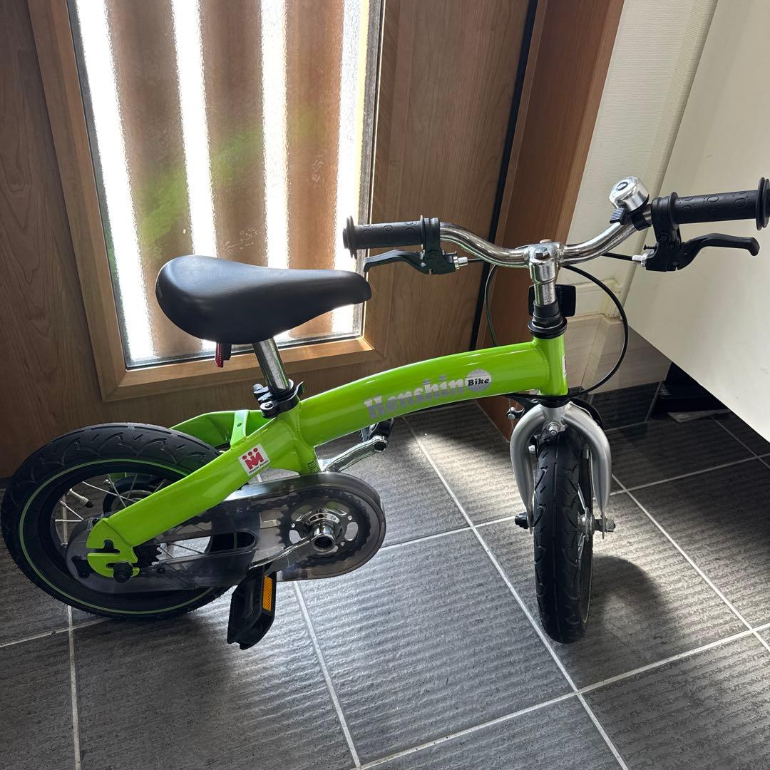 へんしんバイク　黄緑　３－６歳