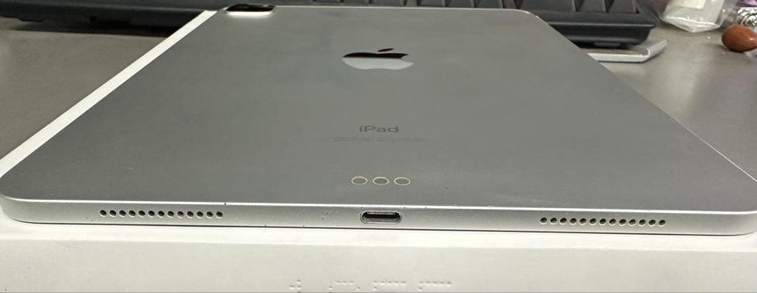 iPad Pro 11インチ　第二世代　128g