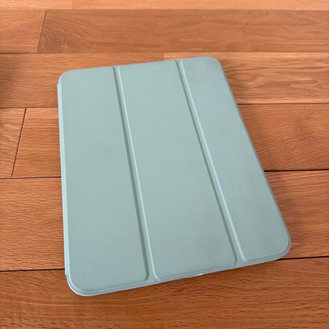 iPad 代10世代 64GB シルバー ケース付き フィルム貼り済