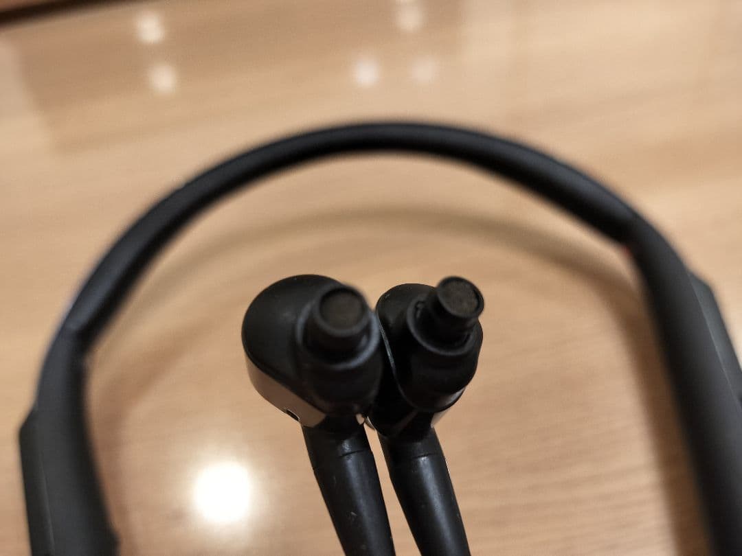 ☆美品☆SONY ソニー　WI-1000X 　並行輸入品　キャリングケース付き