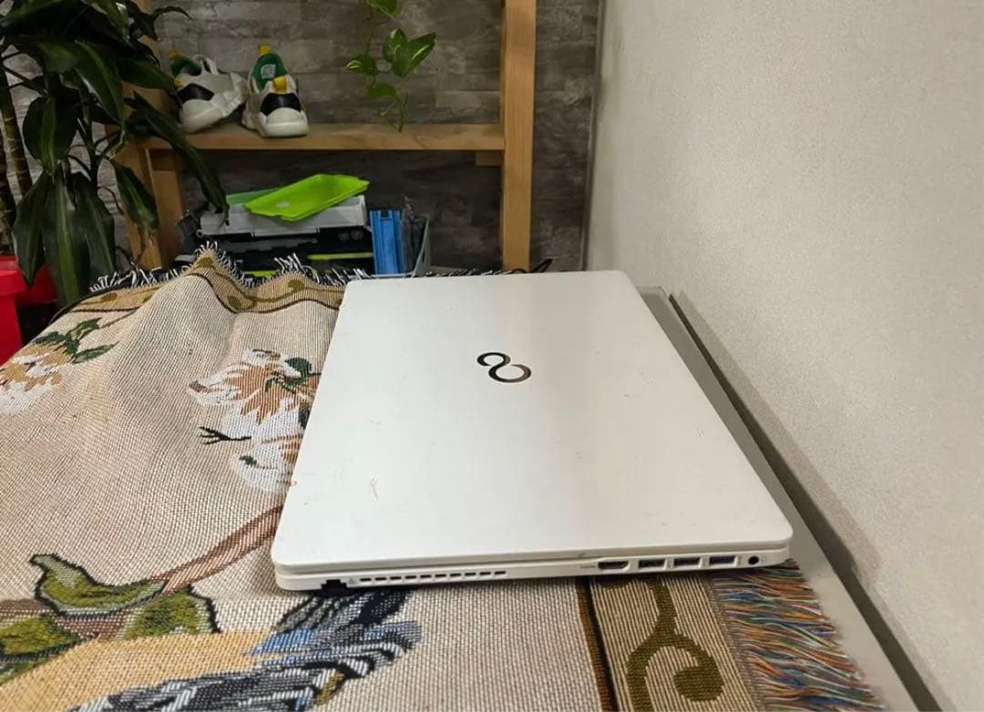 富士通　高性能i7 SSD ノートPC パソコン