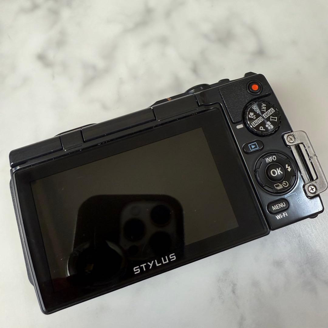 OLYMPUS オリンパス TG-870 Tough 防水 デジタルカメラ