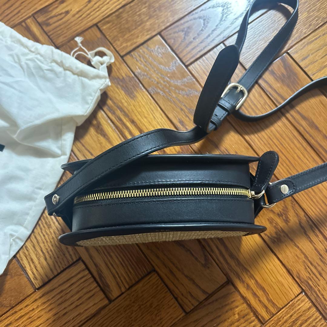 バッグ A.P.C mini Demi-Lune raffia crossbodybag